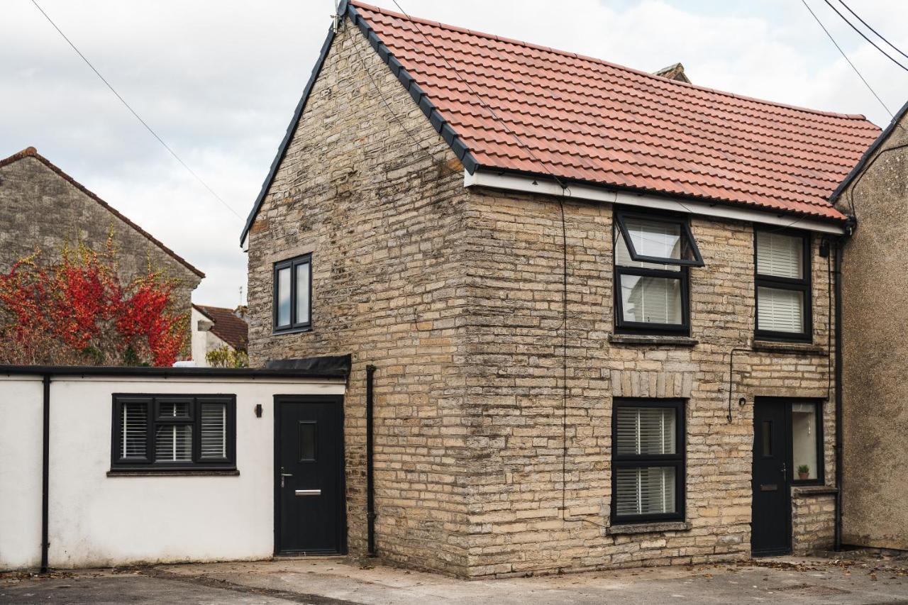 Wych Cottage, Striking 2 Bed, Parking, Ground Floor Flat - Step Free サマートン エクステリア 写真