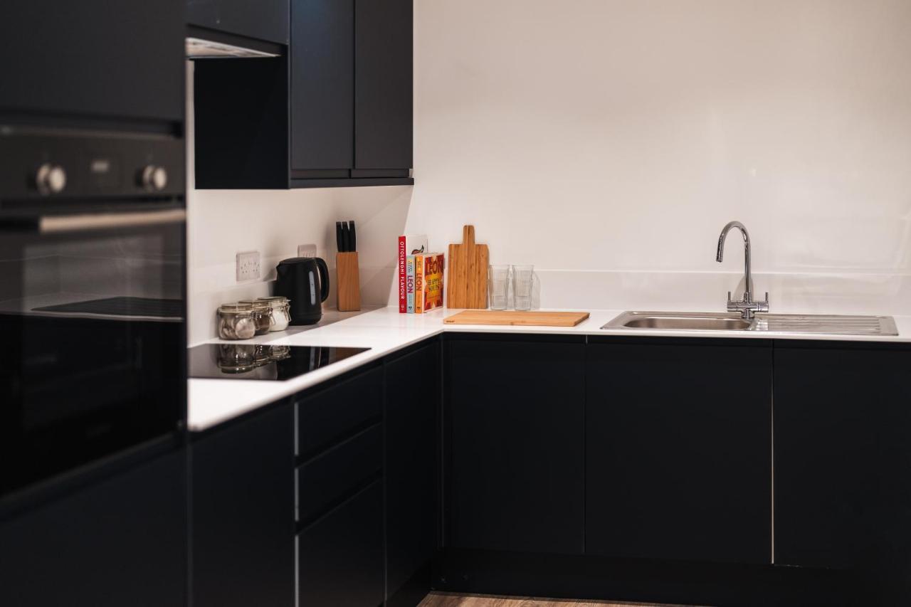 Wych Cottage, Striking 2 Bed, Parking, Ground Floor Flat - Step Free サマートン エクステリア 写真